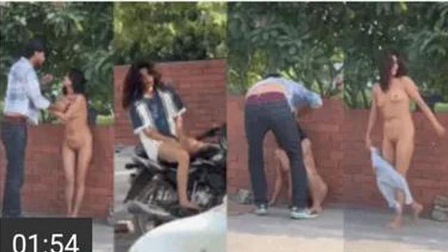 Hot Bihari Blowjob Video – Roadside Couple Sex